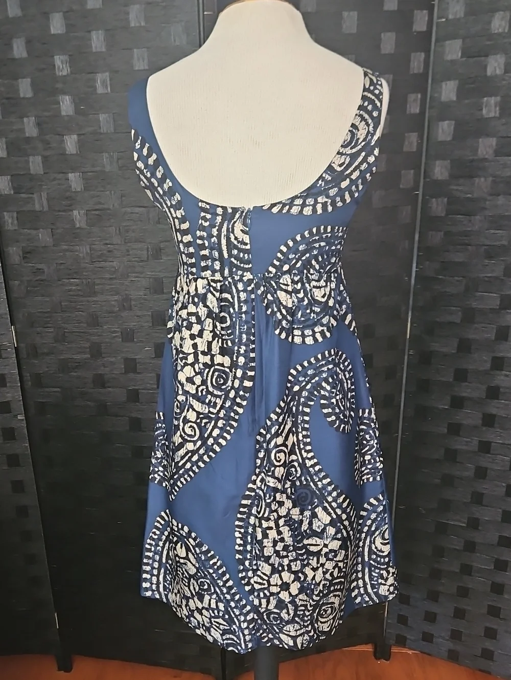 Michael Kors Silk Navy and Cream Sleeveless Midi Dress Size 2